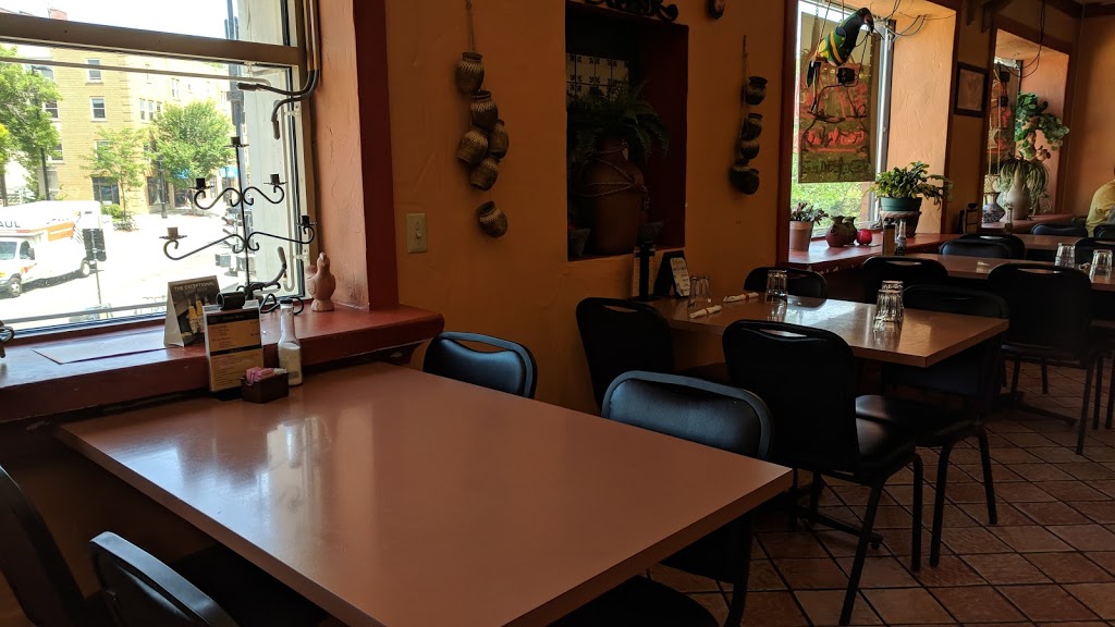 Casa de Lara | restaurant | 341 State St #2, Madison, WI 53703, USA | 6082517200 OR +1 608-251-7200