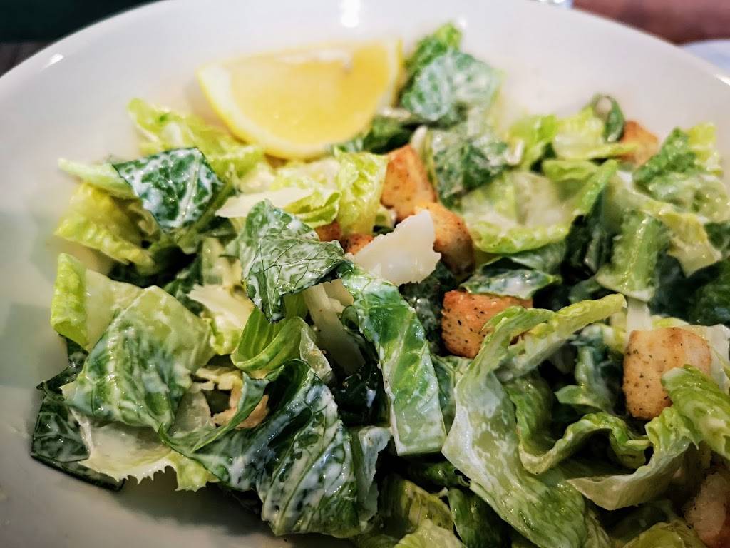 Vivo Pizza + Pasta | restaurant | 75 Billy Bishop Way, North York, ON M3K 0C2, Canada | 4167038486 OR +1 416-703-8486