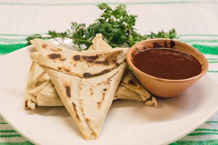 Colectivo Sabor A Mi Tierra | restaurant | 518 S Gateway Dr, Madera, CA 93637, USA | 5594810160 OR +1 559-481-0160