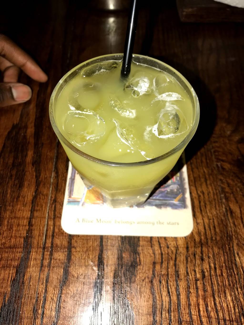 Tipsy tails | restaurant | 6325 Hollywood Blvd, Los Angeles, CA 90028, USA | 3236457992 OR +1 323-645-7992