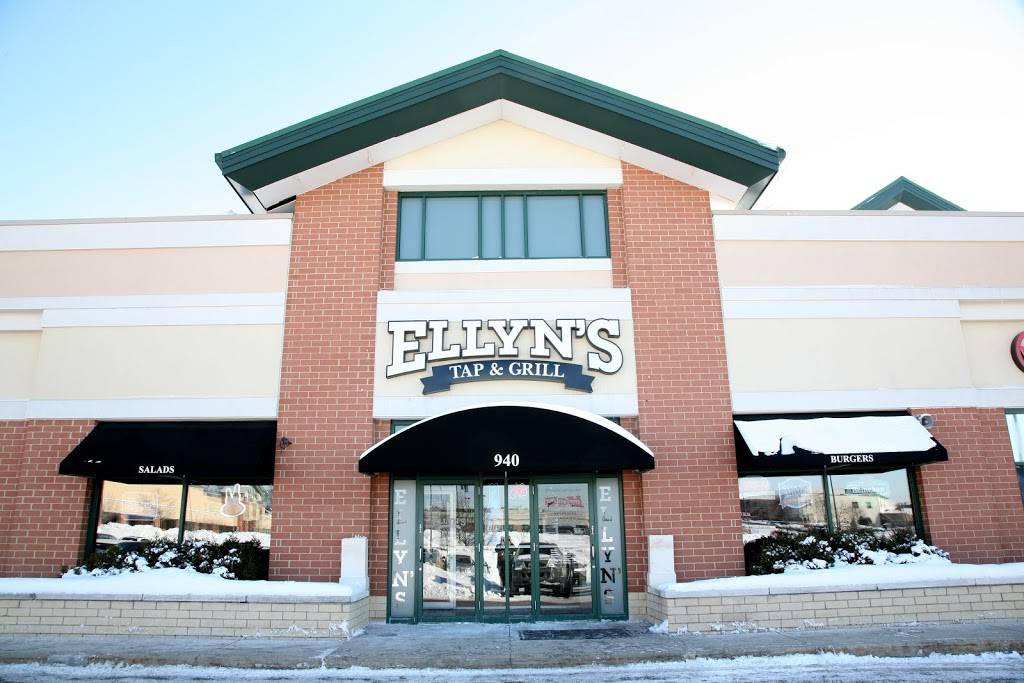 Ellyns Tap & Grill | restaurant | 940 Roosevelt Rd, Glen Ellyn, IL 60137, USA | 6309420940 OR +1 630-942-0940