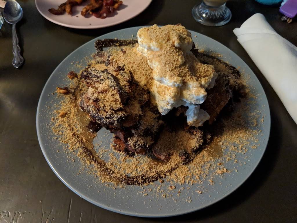 Ollie Food + Spirits | restaurant | 42 E Cross St, Ypsilanti, MI 48198, USA | 7344828050 OR +1 734-482-8050