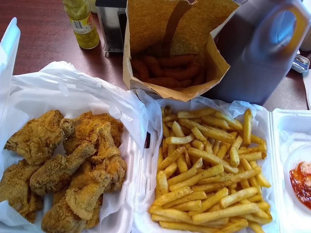 Kings BBQ & Chicken | restaurant | 416 Kingold Blvd, Snow Hill, NC 28580, USA | 2527470126 OR +1 252-747-0126