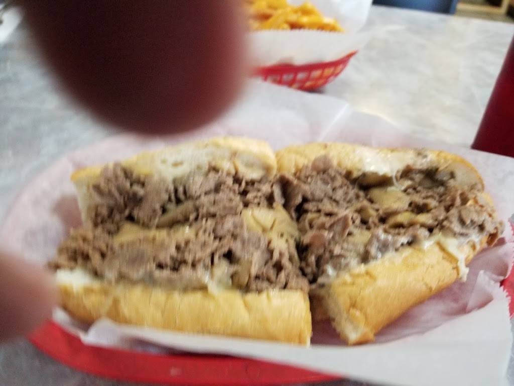 Philly Junction | restaurant | 4600 Summerlin Rd # C12, Fort Myers, FL 33919, USA | 2399366622 OR +1 239-936-6622