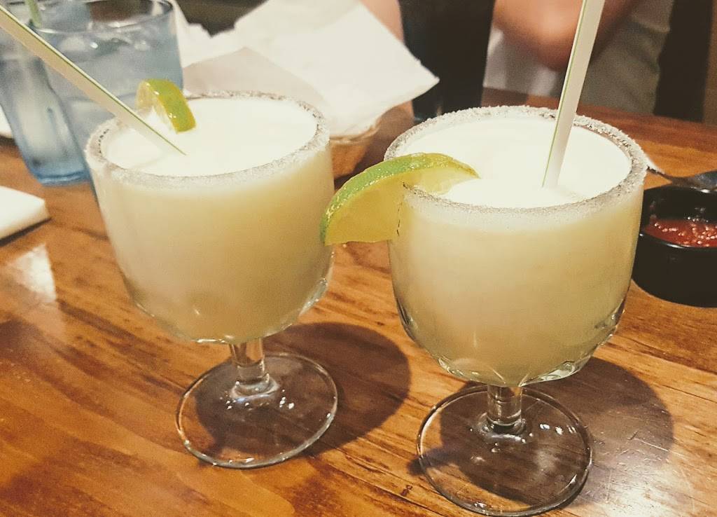 La Bamba Mexican & Spanish Restaurant | restaurant | 4245 N Federal Hwy, Fort Lauderdale, FL 33308, USA | 9545685662 OR +1 954-568-5662