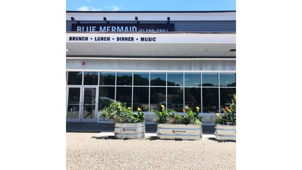 Blue Mermaid Island Grill | restaurant | 10 Shapleigh Rd, Kittery, ME 03904, USA | 2077032754 OR +1 207-703-2754