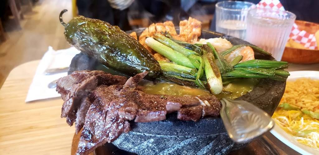 Molcajete | restaurant | 76 Village Way, Port Ludlow, WA 98365, USA | 3603448317 OR +1 360-344-8317