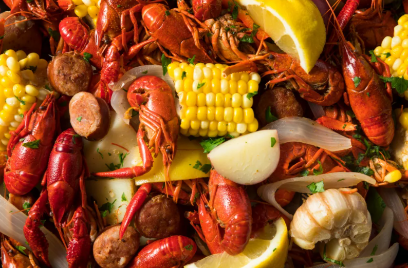The Blazing Crawfish | restaurant | 909 SE Everett Mall Way, Everett, WA 98208, USA | 4252129603 OR +1 425-212-9603