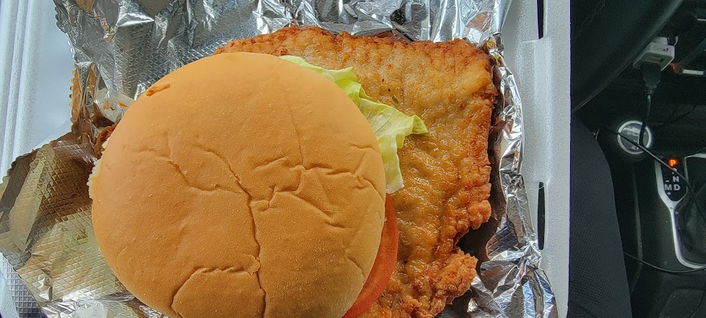 JCs Dairy Den (Formerly Dairy Den) | restaurant | 420 W Erie St, Missouri Valley, IA 51555, USA | 7126422735 OR +1 712-642-2735