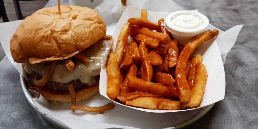 Big Burger Spot | restaurant | 3750 Battleground Ave, Greensboro, NC 27410, USA | 3366173777 OR +1 336-617-3777