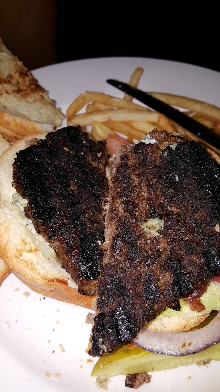 McFaddens Restaurant and Saloon | restaurant | 9425 W Coyotes Blvd, Glendale, AZ 85305, USA | 6238720022 OR +1 623-872-0022