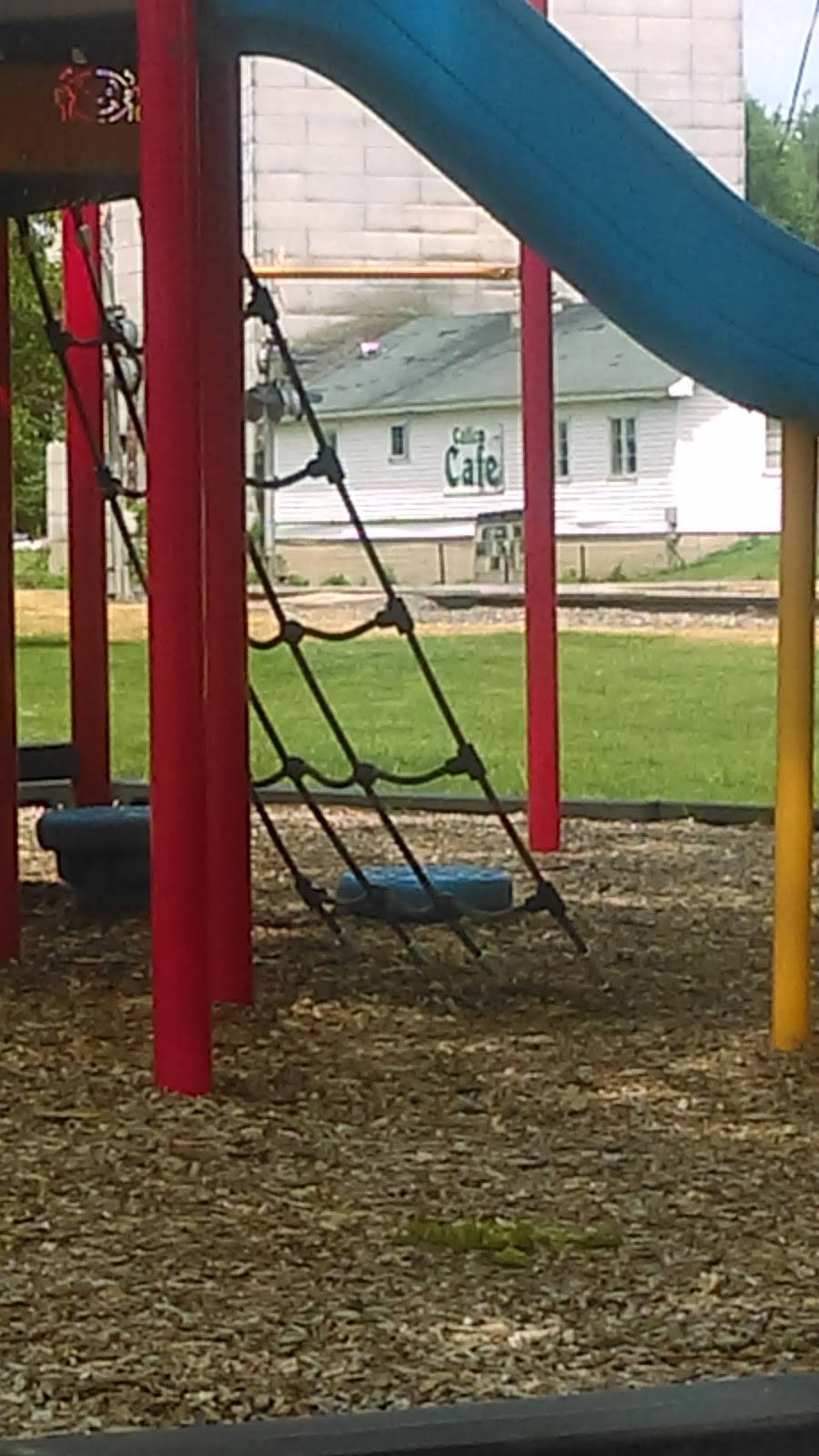 Calico Cafe | restaurant | 215 N Robinson St, Sheridan, IL 60551, USA | 8154969734 OR +1 815-496-9734