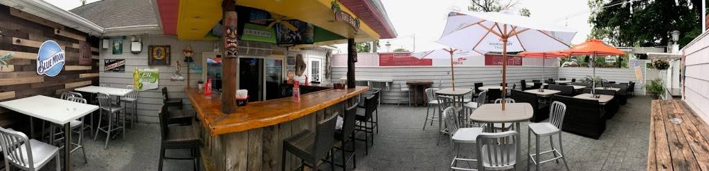 Popeis Clam Bar Coram | restaurant | 451 Middle Country Rd, Coram, NY 11727, USA | 6316964029 OR +1 631-696-4029