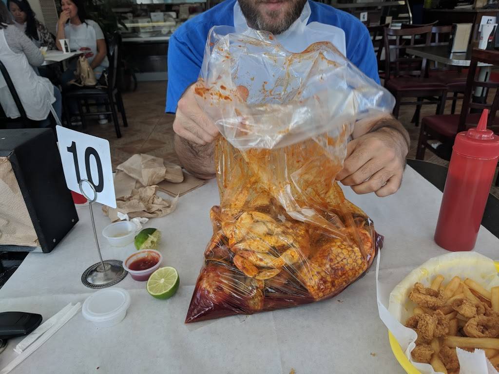 Crabby Crabby | restaurant | 16490 E 14th St, San Leandro, CA 94578, USA | 5103988344 OR +1 510-398-8344