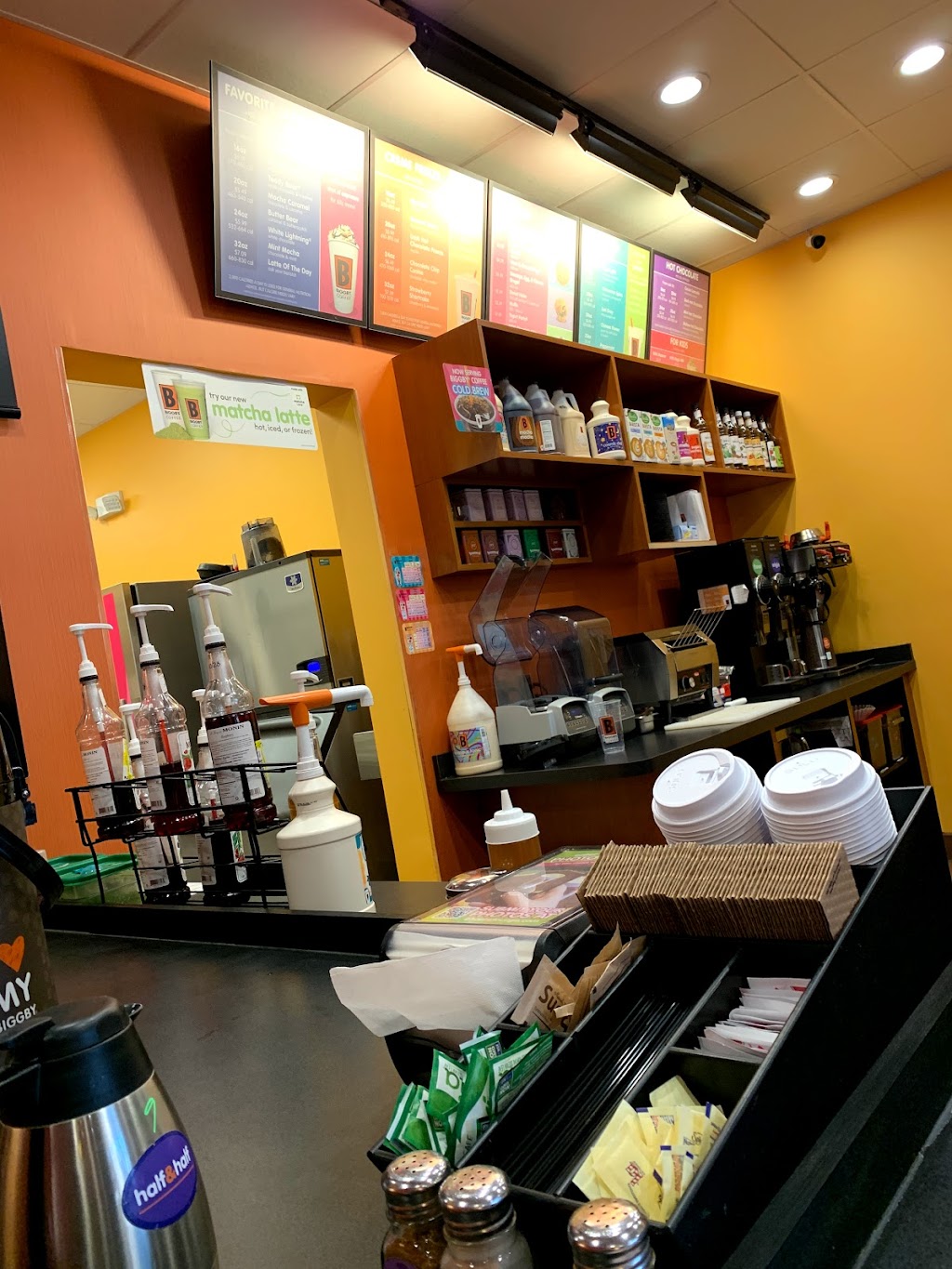 BIGGBY COFFEE | cafe | 725 W Grand River Ave, Williamston, MI 48895, USA | 5179966234 OR +1 517-996-6234