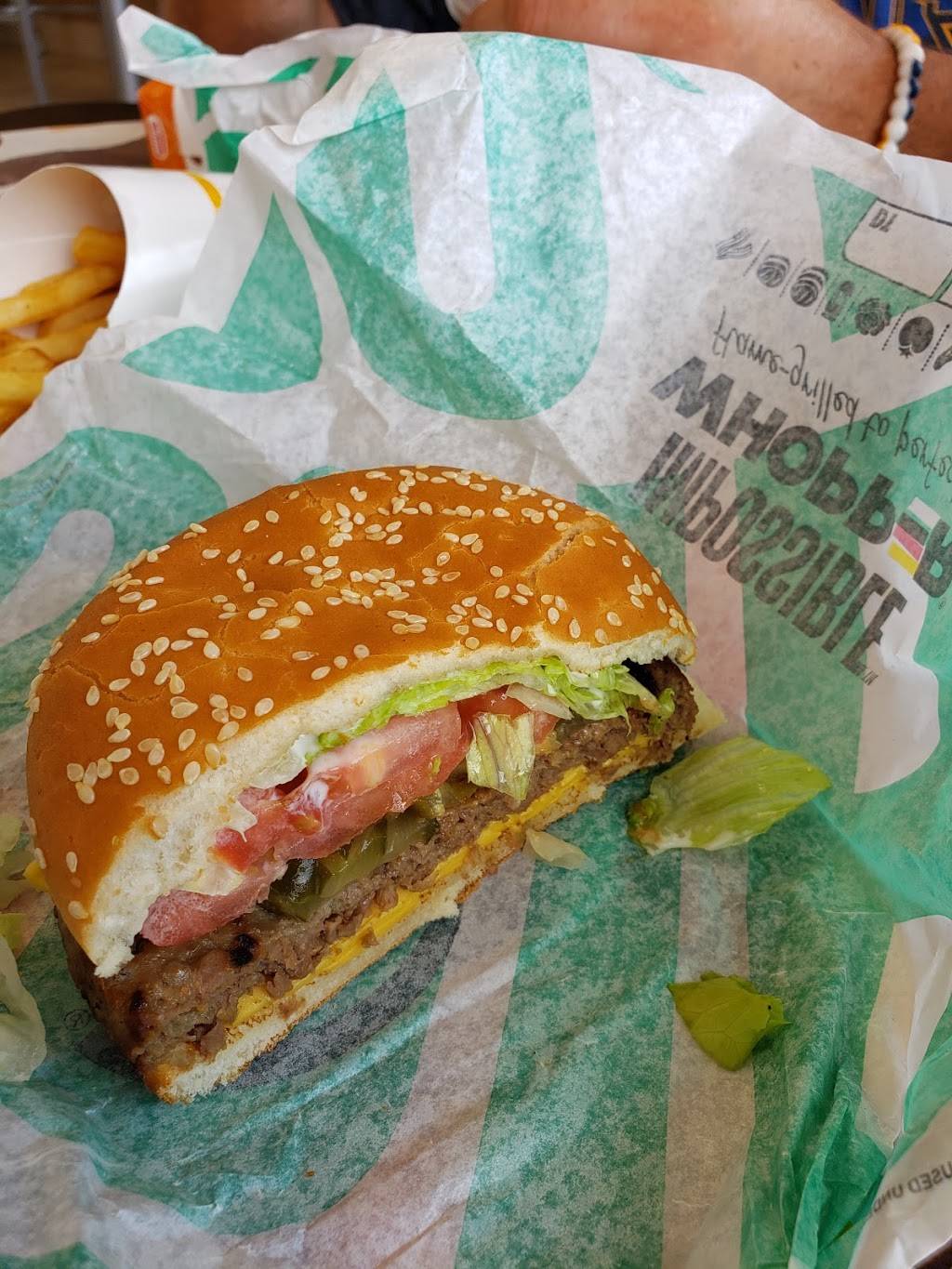 Burger King | restaurant | 2388 Lebanon Pike, Nashville, TN 37214, USA | 6158834992 OR +1 615-883-4992