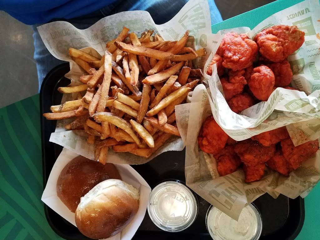 Wingstop | restaurant | 4124 SE 82nd Ave Ste 800, Portland, OR 97266, USA | 5037719464 OR +1 503-771-9464