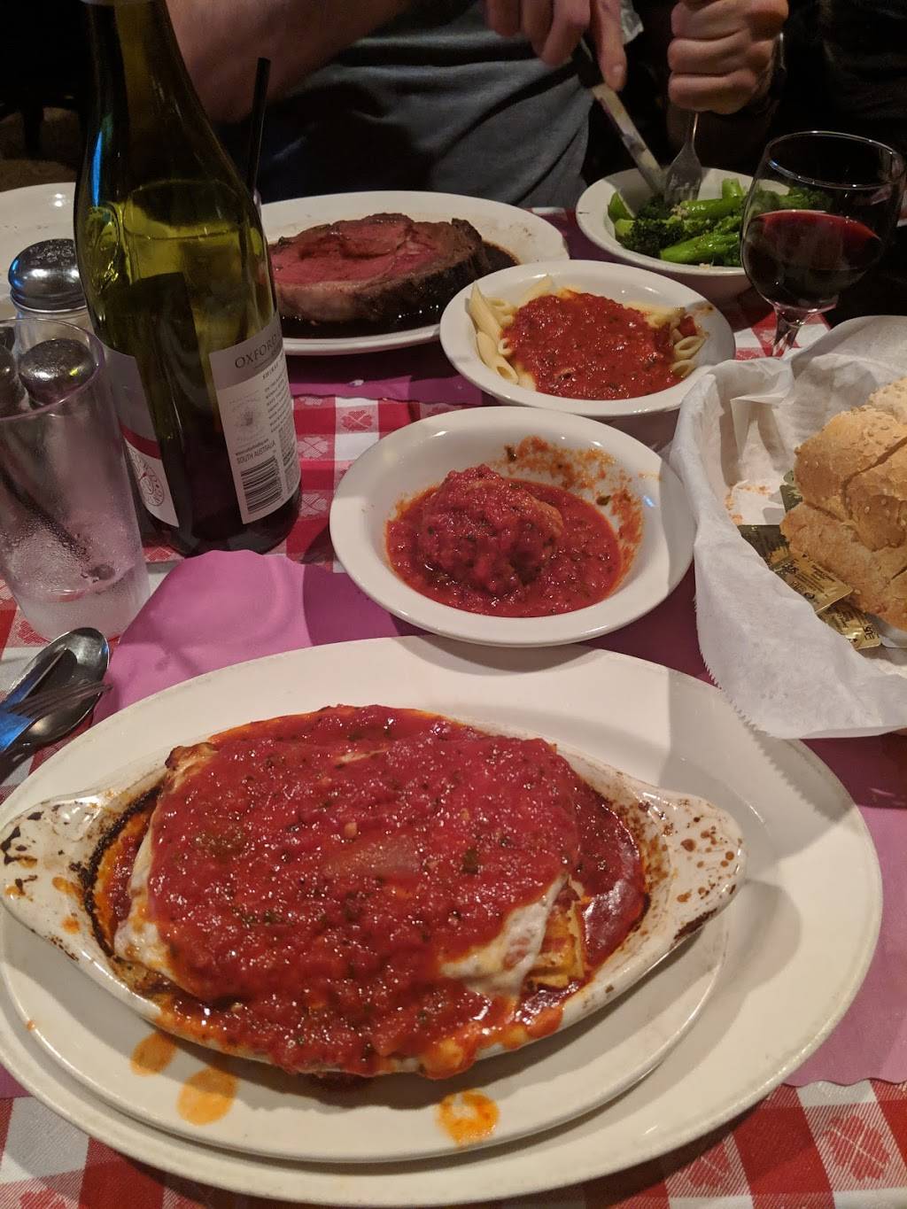 Gregs Restaurant | restaurant | 821 Mt Auburn St, Watertown, MA 02472, USA | 6174910122 OR +1 617-491-0122