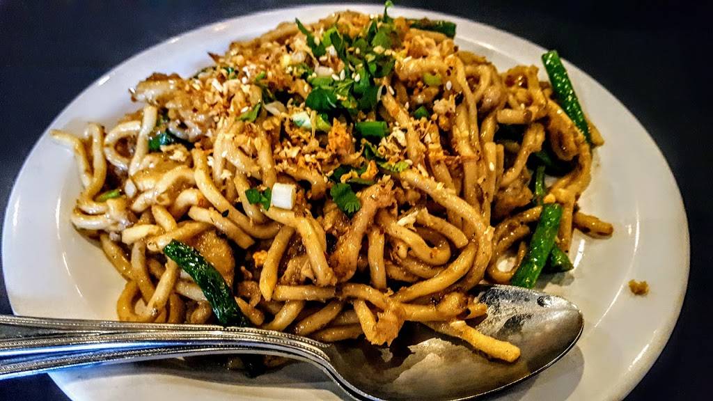 Qi Dumpling House | restaurant | 3300 Grand Ave, Oakland, CA 94610, USA | 5108232082 OR +1 510-823-2082