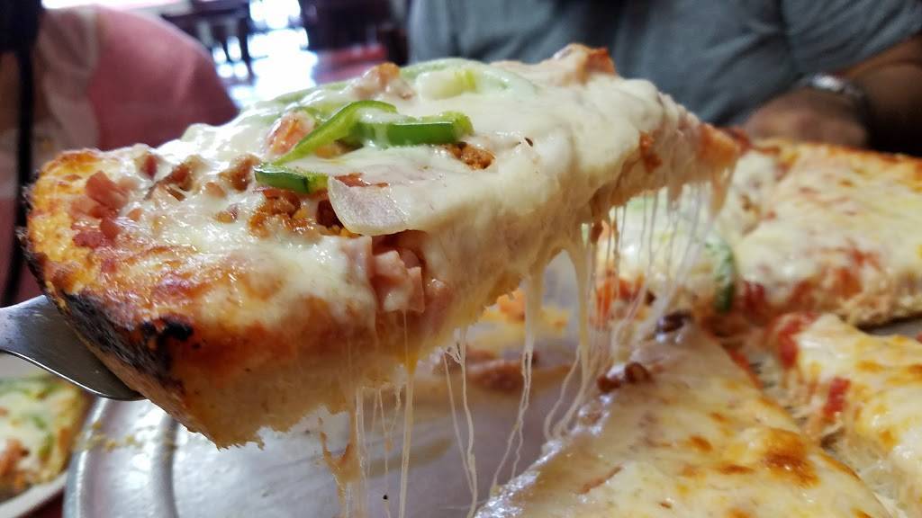 Pizzeria Twin Tower Big and Tasty | restaurant | 12519 W Okeechobee Rd, Hialeah, FL 33018, USA | 3058171448 OR +1 305-817-1448