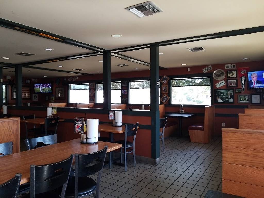 Pizza Hut | restaurant | 4250 Fredericksburg Rd, San Antonio, TX 78201, USA | 2107362721 OR +1 210-736-2721
