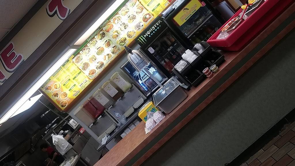 Filibertos Restaurant | restaurant | 4030 N 67th Ave, Phoenix, AZ 85033, USA | 6238462823 OR +1 623-846-2823