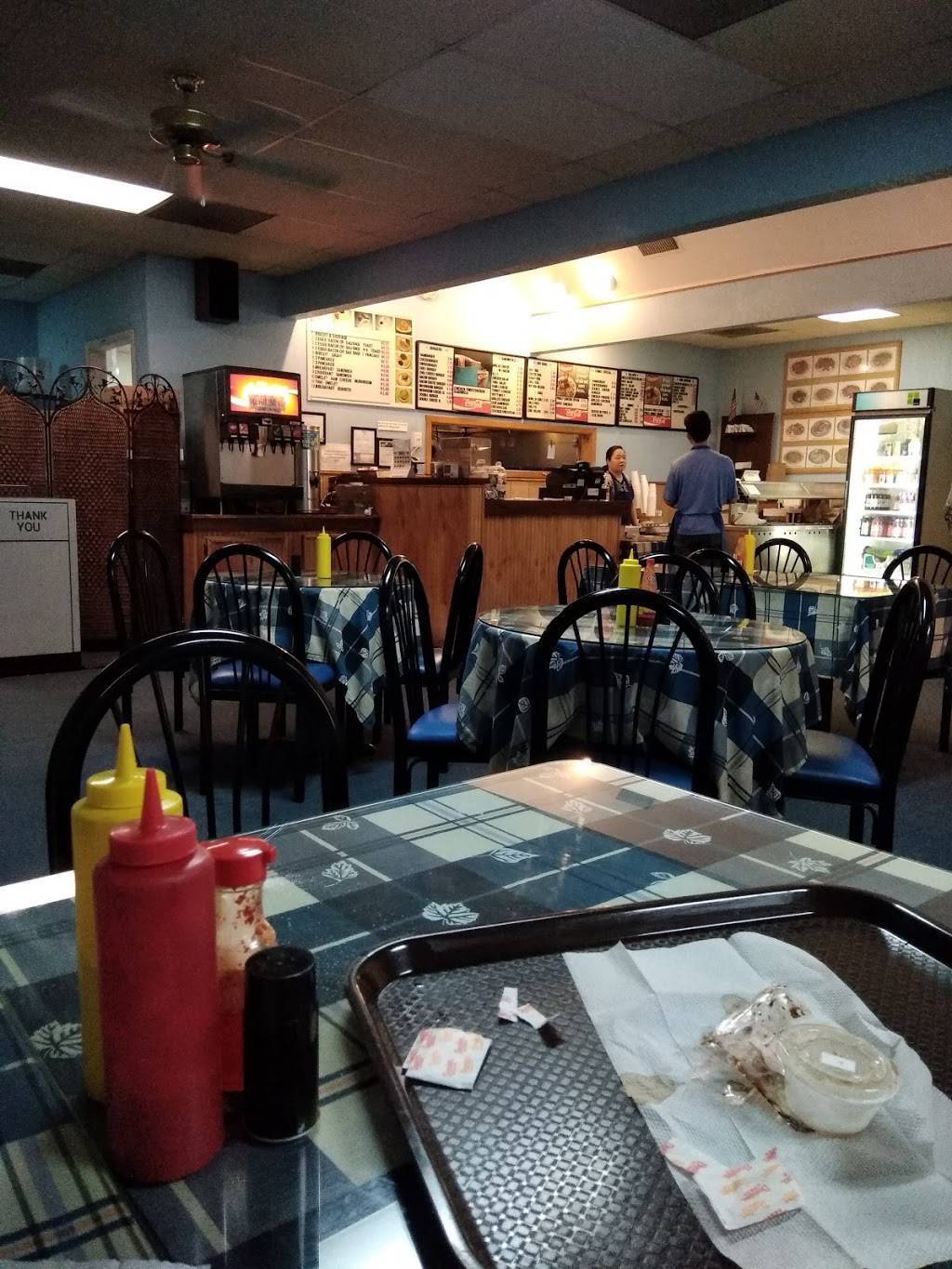 Js Burgers N More | restaurant | 905 Throckmorton St, Fort Worth, TX 76102, USA | 8173325609 OR +1 817-332-5609