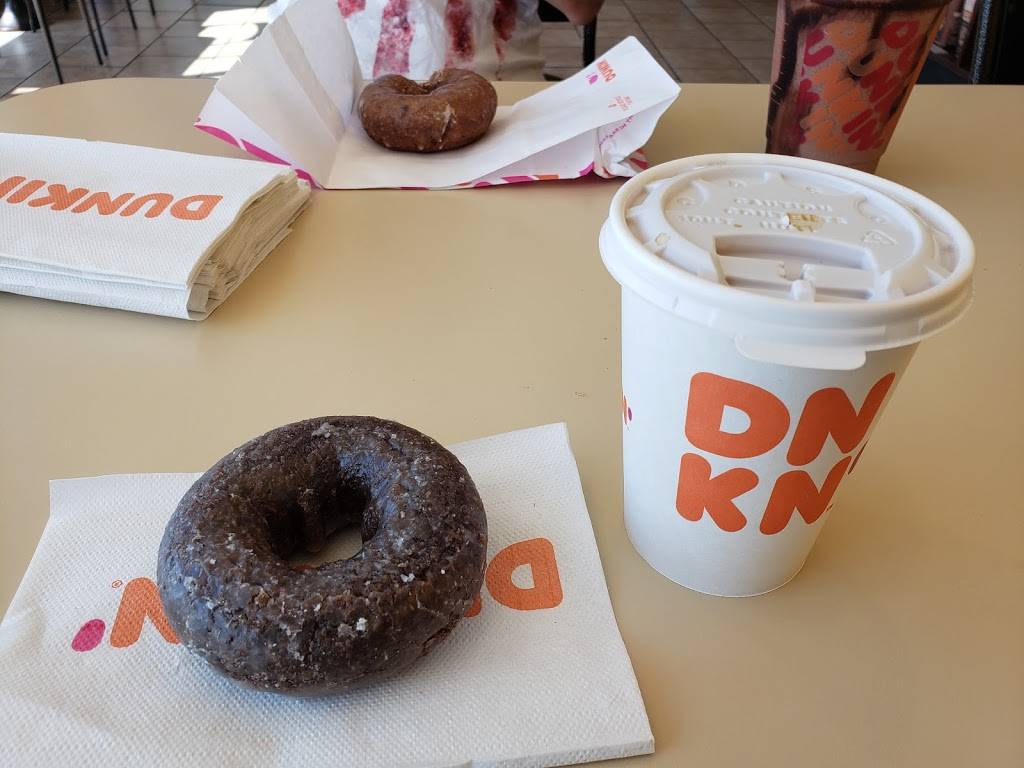 Dunkin | bakery | 701 Loucks Rd Suite A, York, PA 17404, USA | 7177715485 OR +1 717-771-5485