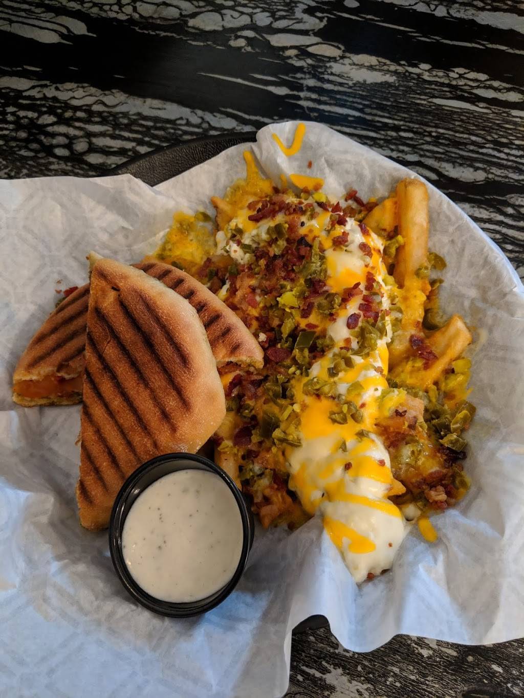 The Brickhouse | restaurant | 358 S Central Ave, Prestonsburg, KY 41653, USA | 6068860909 OR +1 606-886-0909