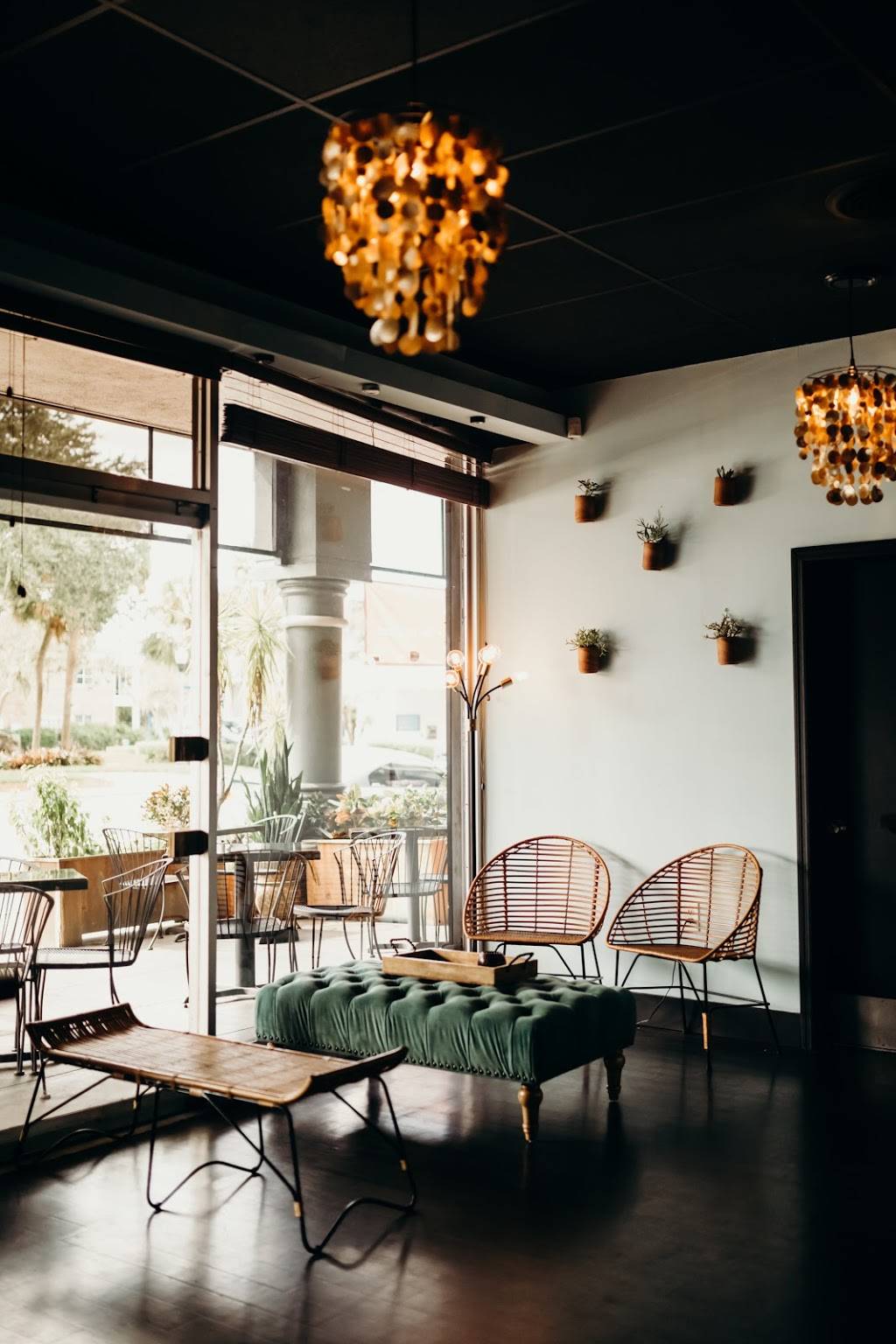 Jade Sushi & New Asian | restaurant | 2425 Edgewater Dr, Orlando, FL 32804, USA | 4074227968 OR +1 407-422-7968