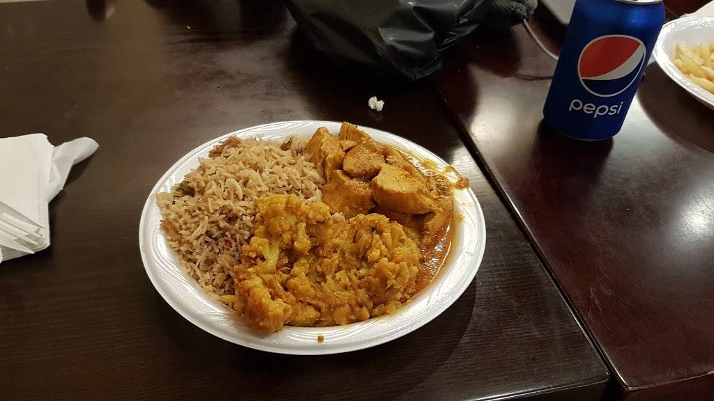 Salt & Pepper | restaurant | 139 W 33rd St, New York, NY 10001, USA | 2122681919 OR +1 212-268-1919