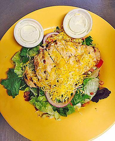 Pig & Chick | restaurant | TN-66, Rogersville, TN 37857, USA | 4232724448 OR +1 423-272-4448