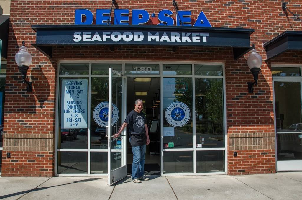 Deep Sea Seafood Market | restaurant | 10020 Monroe Rd, Charlotte, NC 28270, USA | 7048490029 OR +1 704-849-0029