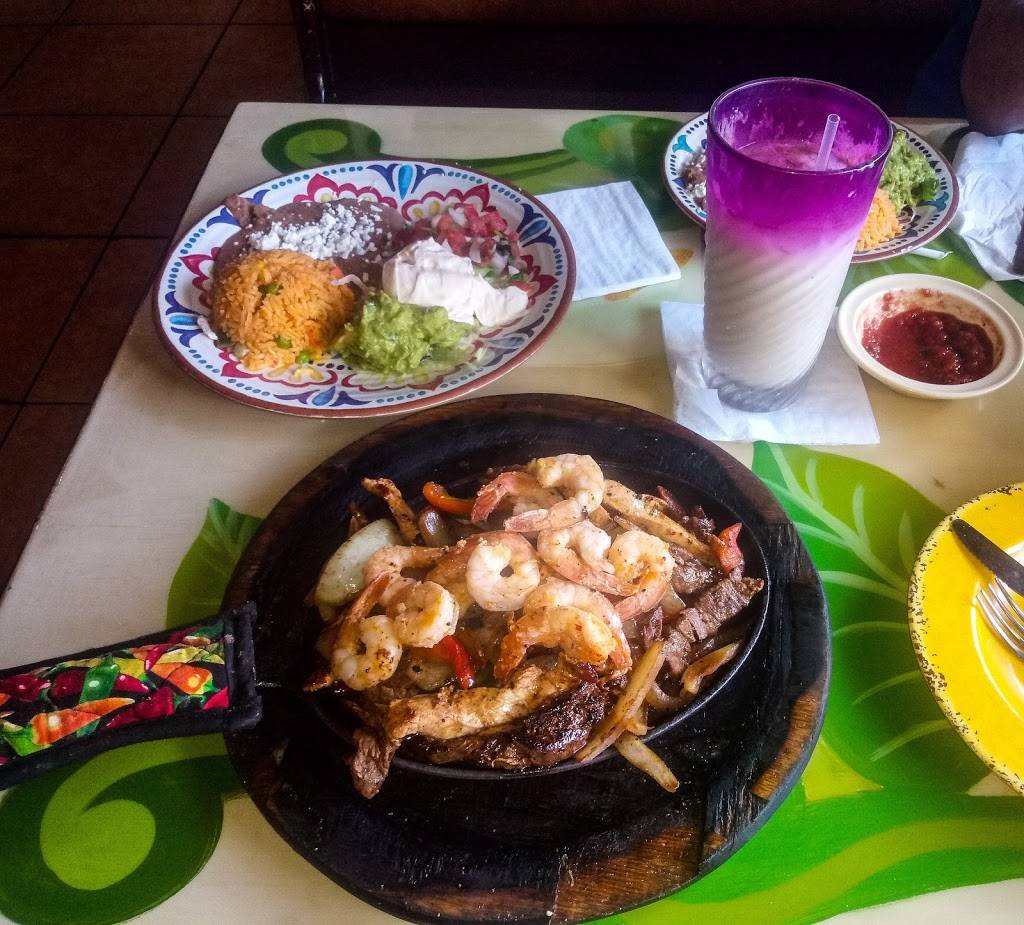 El Tenampa | restaurant | 11242 S Orange Blossom Trail, Orlando, FL 32837, USA | 4078509499 OR +1 407-850-9499