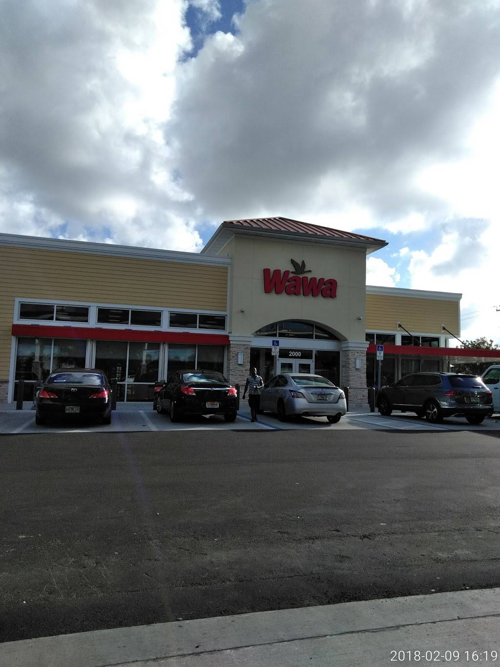 Wawa | cafe | 2000 FL-7, Margate, FL 33063, USA | 7542294052 OR +1 754-229-4052