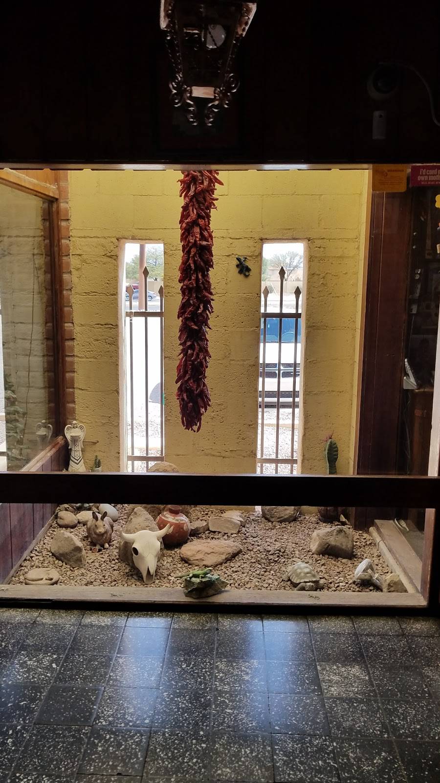 Karichimaka Restaurant | restaurant | 5252 S Mission Rd, Tucson, AZ 85746, USA | 5208830311 OR +1 520-883-0311