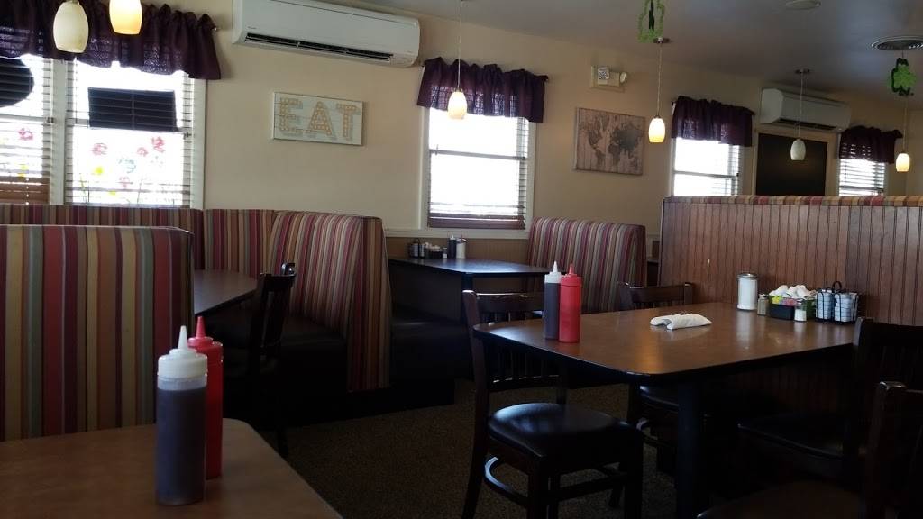 The Phoenix Restaurant | restaurant | 140 Huttleston Ave, Fairhaven, MA 02719, USA | 7749927586 OR +1 774-992-7586