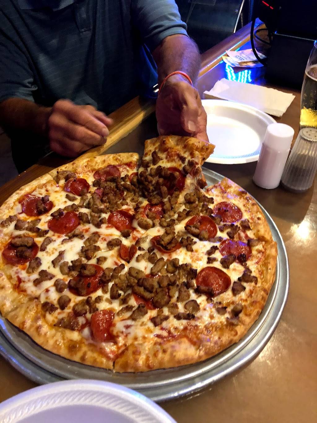 Weather Oar Knot "The Knot" | restaurant | 9700, 4895 Beaver Rd suite a, Union, KY 41091, USA | 8593840282 OR +1 859-384-0282