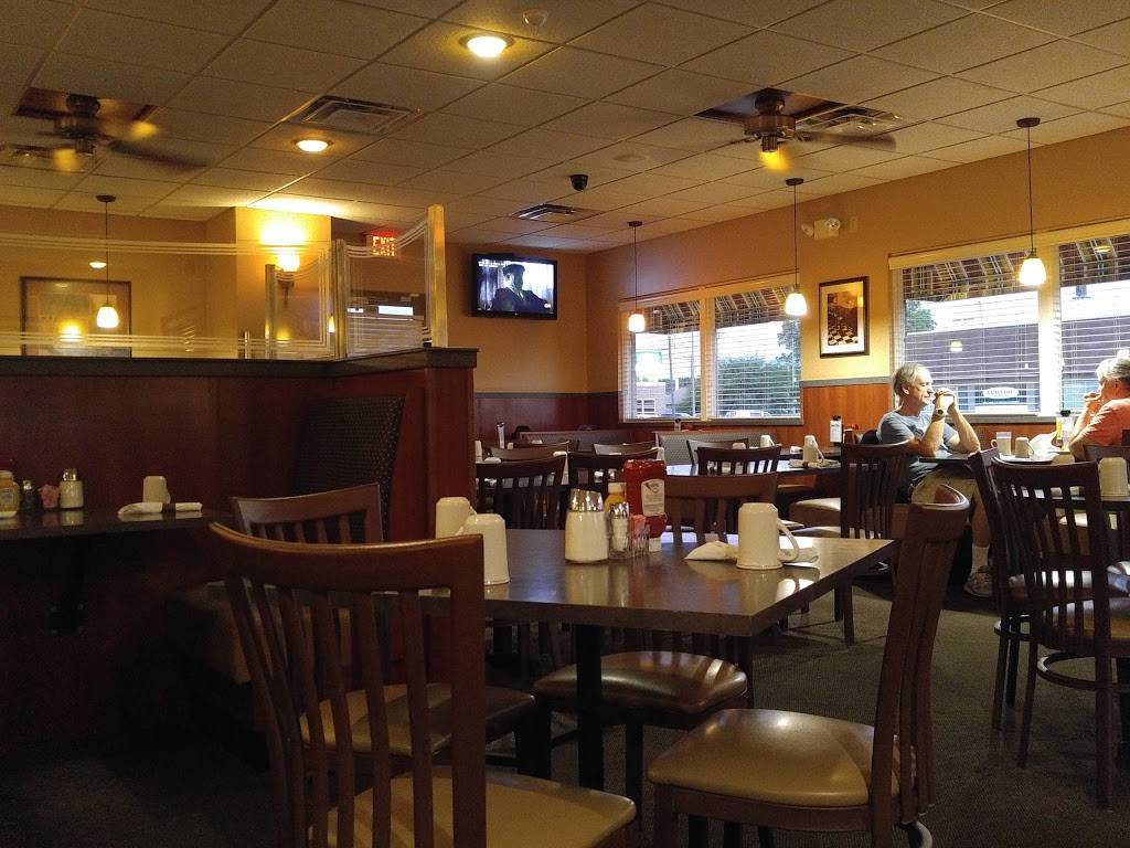 Hi-Way Restaurant Inc | restaurant | 210 W Norris Dr, Ottawa, IL 61350, USA | 8154319431 OR +1 815-431-9431