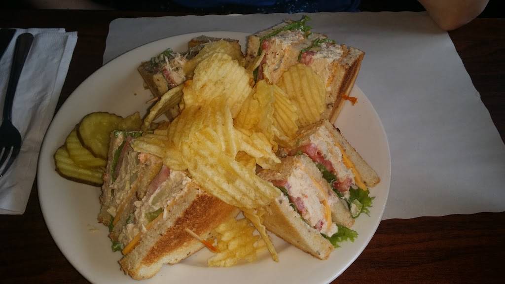 Valley View Inn | restaurant | 8712 Satyr Hill Rd, Parkville, MD 21234, USA | 4106680255 OR +1 410-668-0255