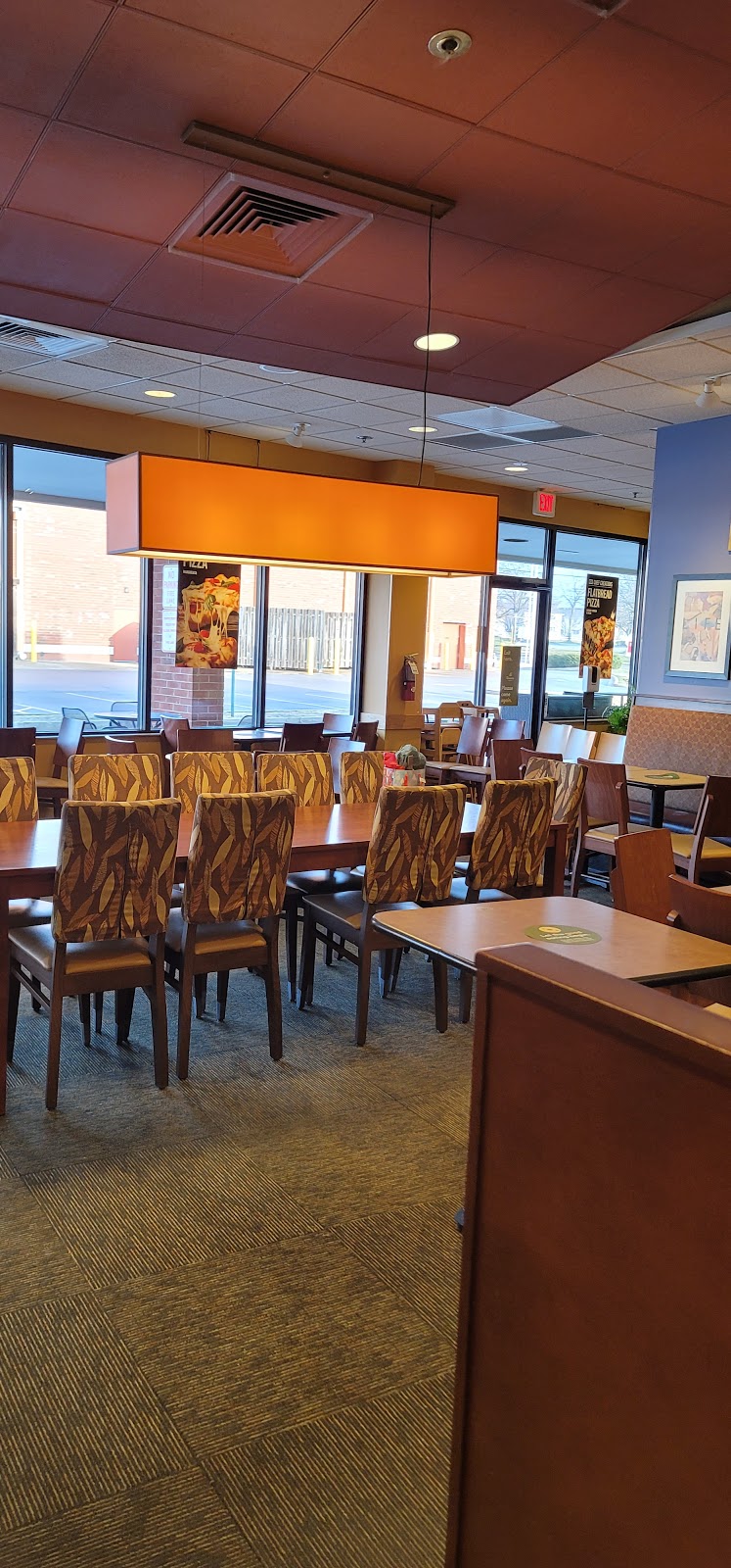 Starbucks | cafe | 12460 Tesson Ferry Rd, St. Louis, MO 63128, USA | 3148434965 OR +1 314-843-4965