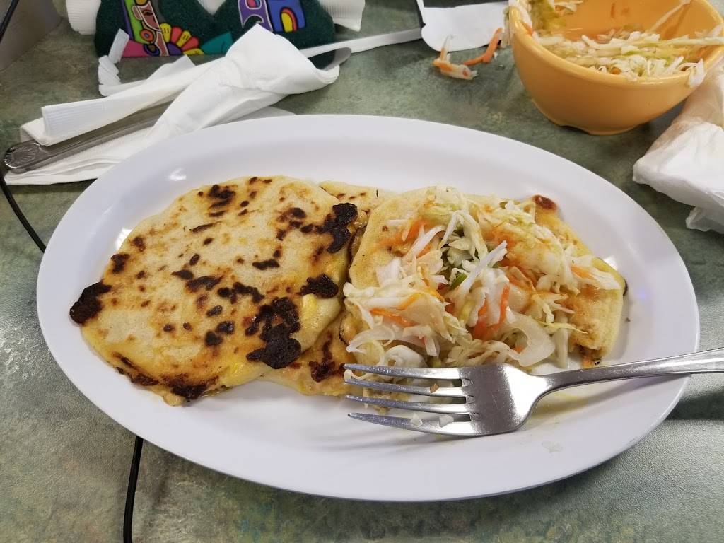 Lilis Restaurant - Mexican & Salvadorian Food | restaurant | 417 S Belt Line Rd, Grand Prairie, TX 75051, USA | 9726421113 OR +1 972-642-1113