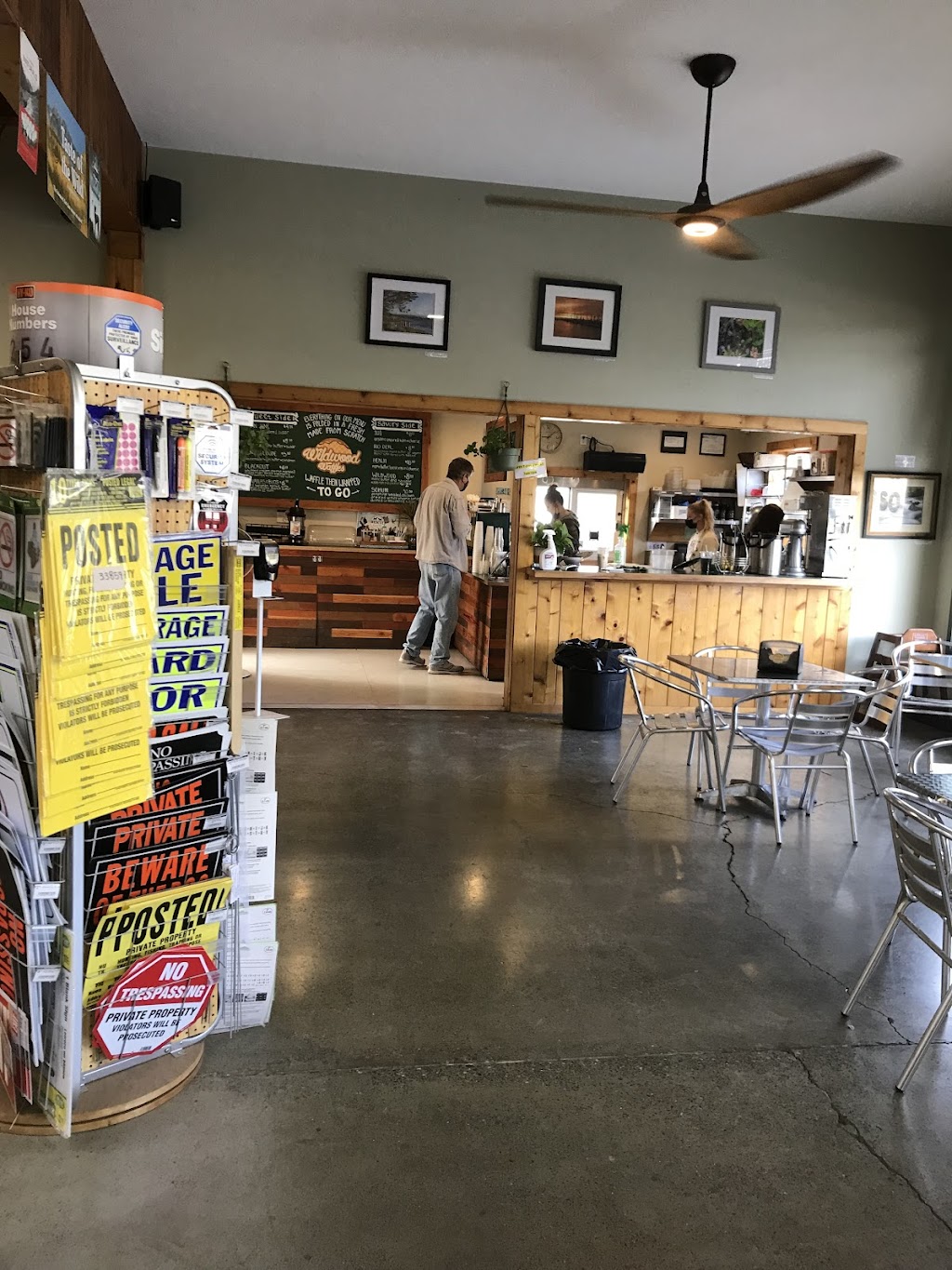 Wildwood Waffles | restaurant | 770 Wildwood Ave, Rio Dell, CA 95562, USA | 7075063073 OR +1 707-506-3073