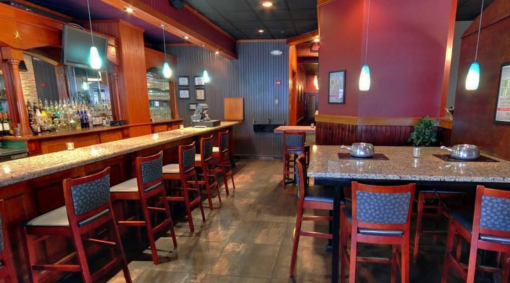 The Melting Pot | restaurant | 1110 N Glebe Rd, Arlington, VA 22201, USA | 7032434490 OR +1 703-243-4490