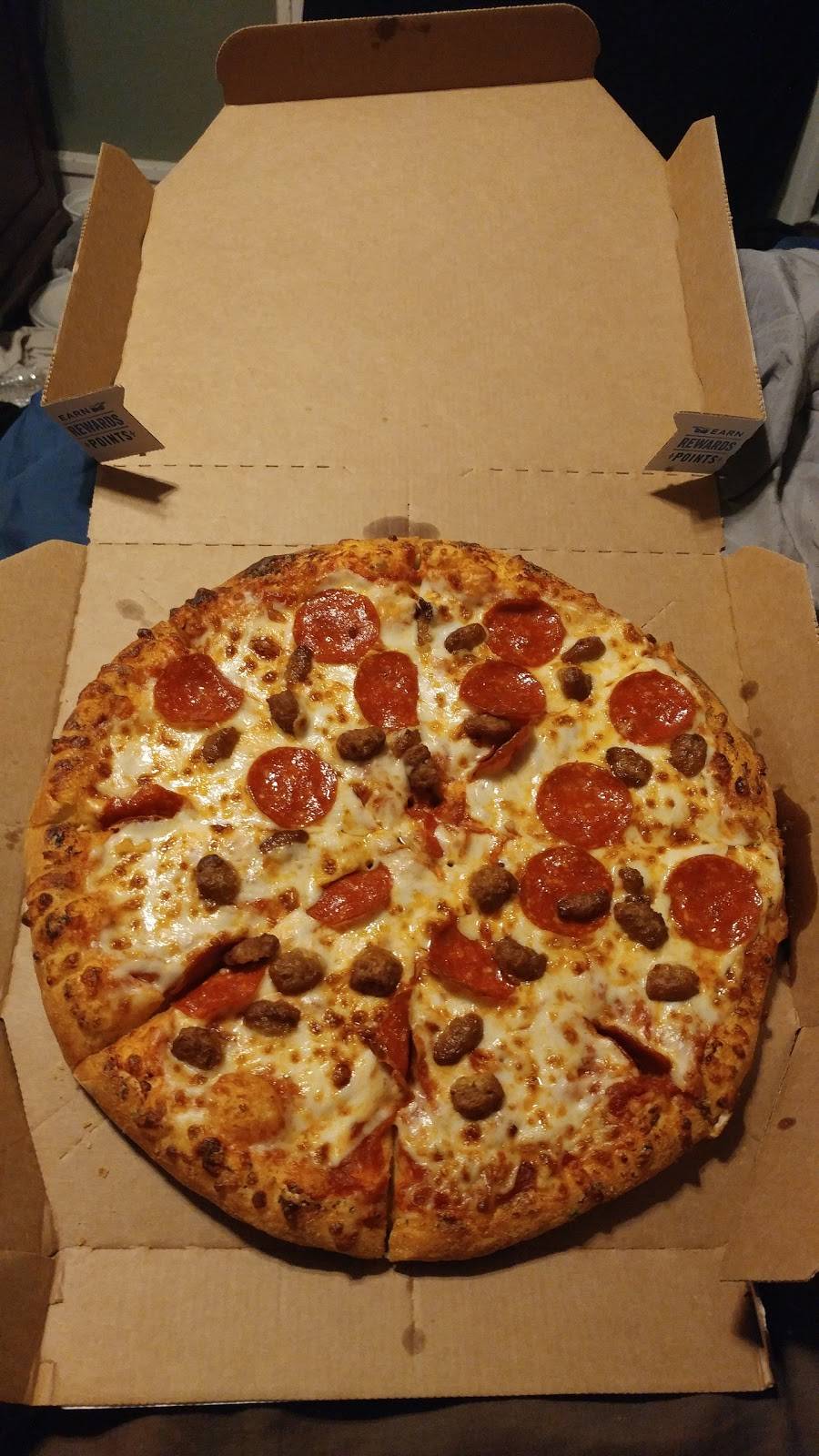 Dominos Pizza | meal delivery | 711 N Spring St, Beaver Dam, WI 53916, USA | 9203560551 OR +1 920-356-0551