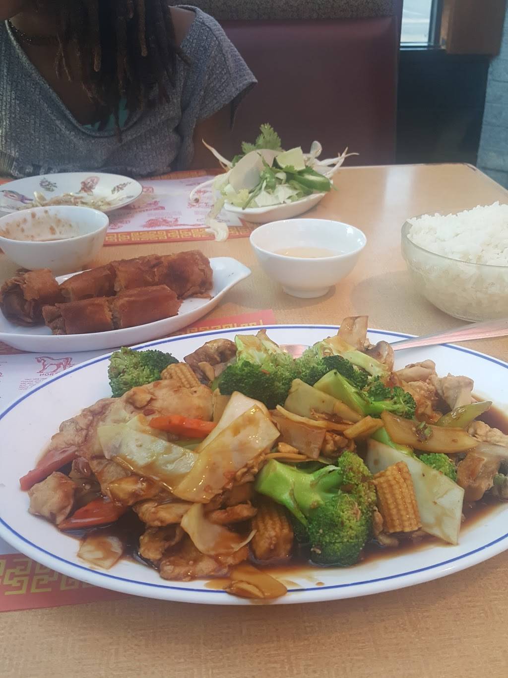 Calis Vietnamese Restaurant | restaurant | 648 Broadway St NE, Minneapolis, MN 55413, USA | 6126234704 OR +1 612-623-4704