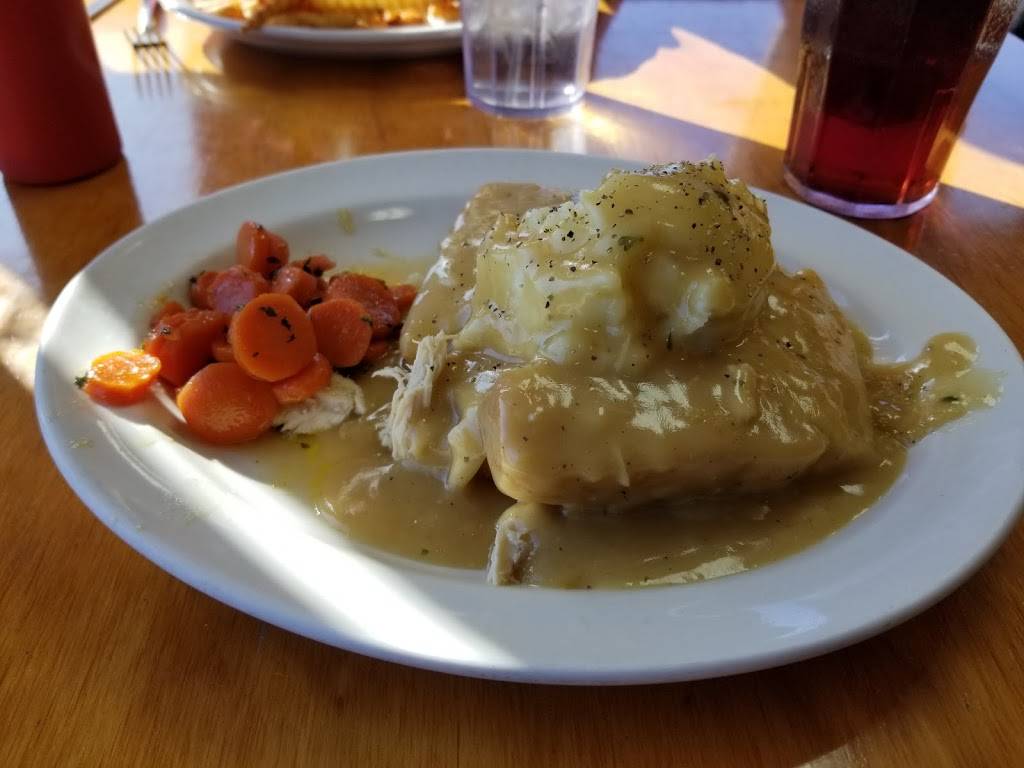 Carters Cafe | restaurant | 1106 W Front St, Buffalo, IA 52728, USA | 5633811555 OR +1 563-381-1555