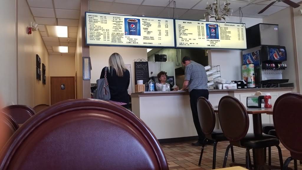 Pitas Mediterranean Wraps | restaurant | 8831 N Knoxville Ave, Peoria, IL 61615, USA | 3096919727 OR +1 309-691-9727