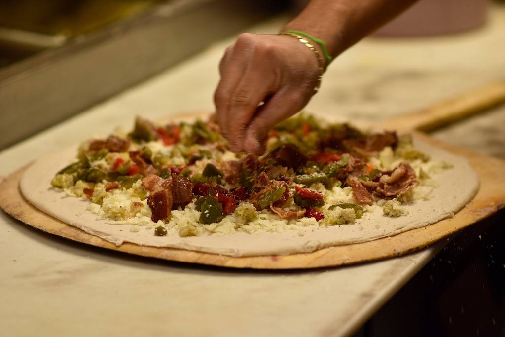 Grand Apizza Madison | meal delivery | 734 Boston Post Rd, Madison, CT 06443, USA | 2032458438 OR +1 203-245-8438