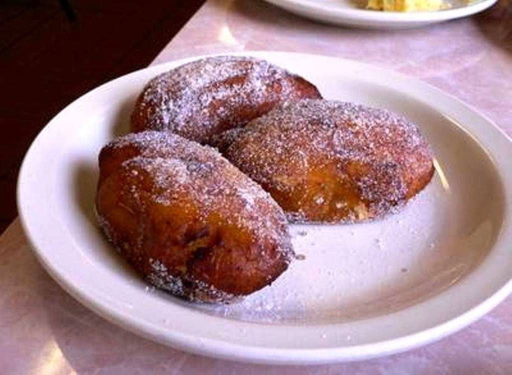 Las Pupusas Mama Lita | restaurant | 1450 N Santa Fe Ave, Vista, CA 92083, USA | 7609419197 OR +1 760-941-9197